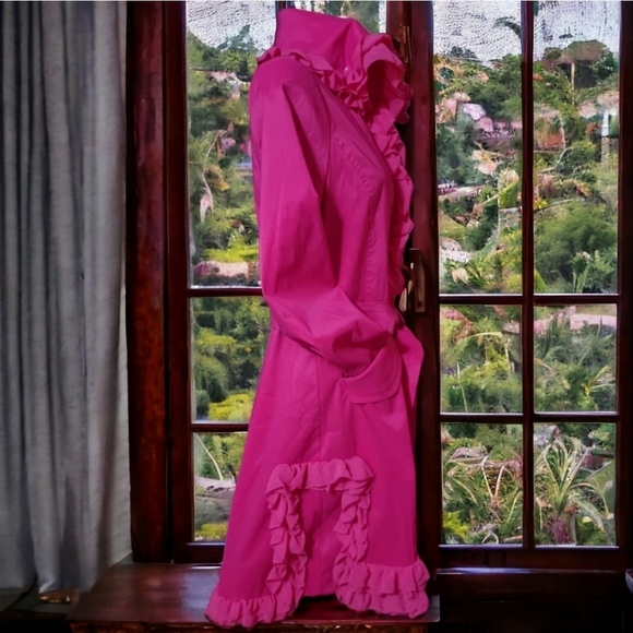 ๐๏ธ Samuel Dong Stunning Fuchsia Ruffled Lined Jacket - Picture 3 of 16